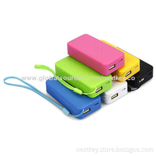 Latest Multiple Colors Perfume Power Banks for iPhone with Keychain, 5,600mAh Capacity